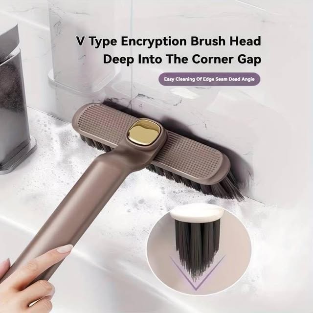 V-shaped bristles clean the corner gap